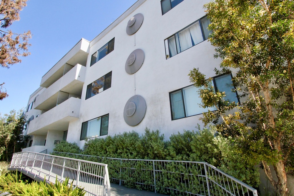 Los Feliz Condos For Sale